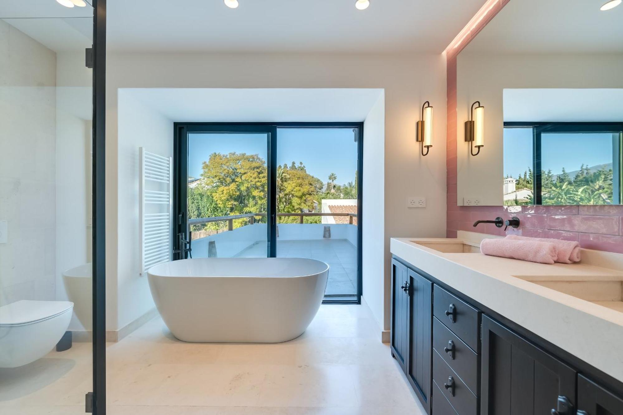Villa About Jori Marbella